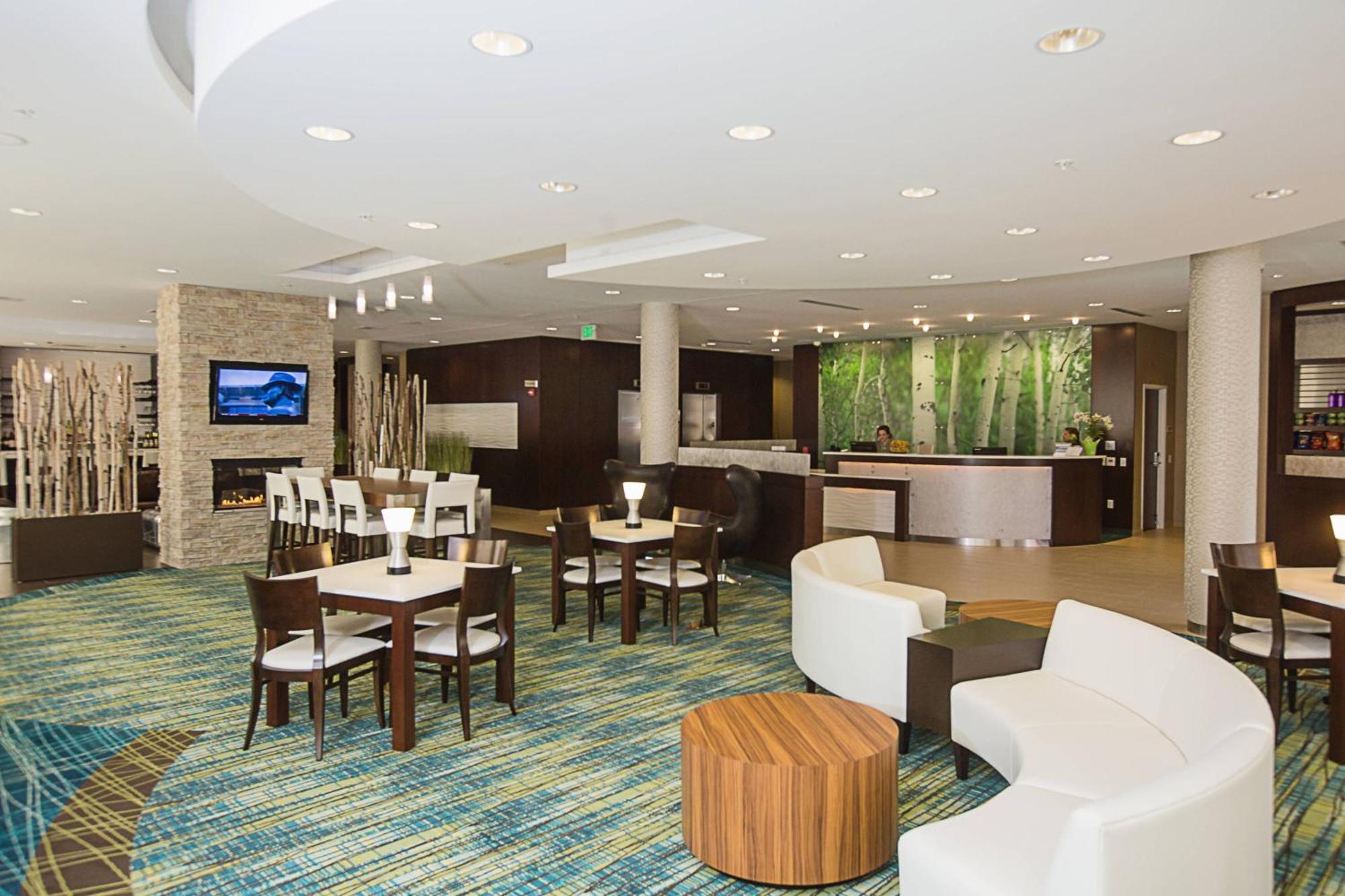 Springhill Suites By Marriott Bloomington Exteriér fotografie