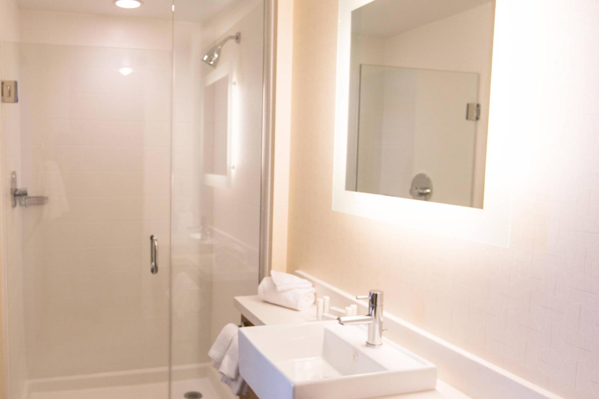 Springhill Suites By Marriott Bloomington Exteriér fotografie